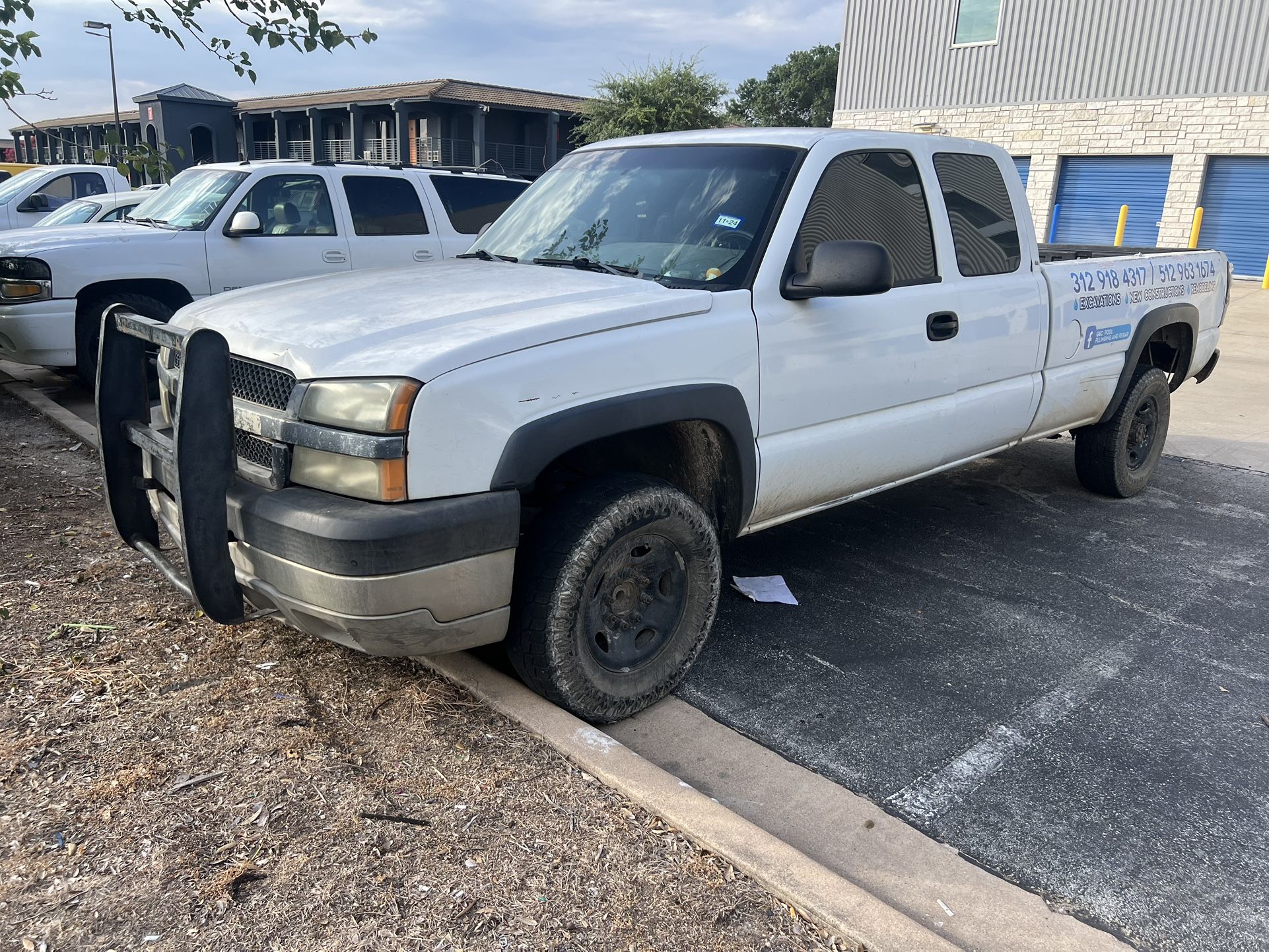 Full Part Out :::///::: Para Partes 2004 Chevy Silverado 