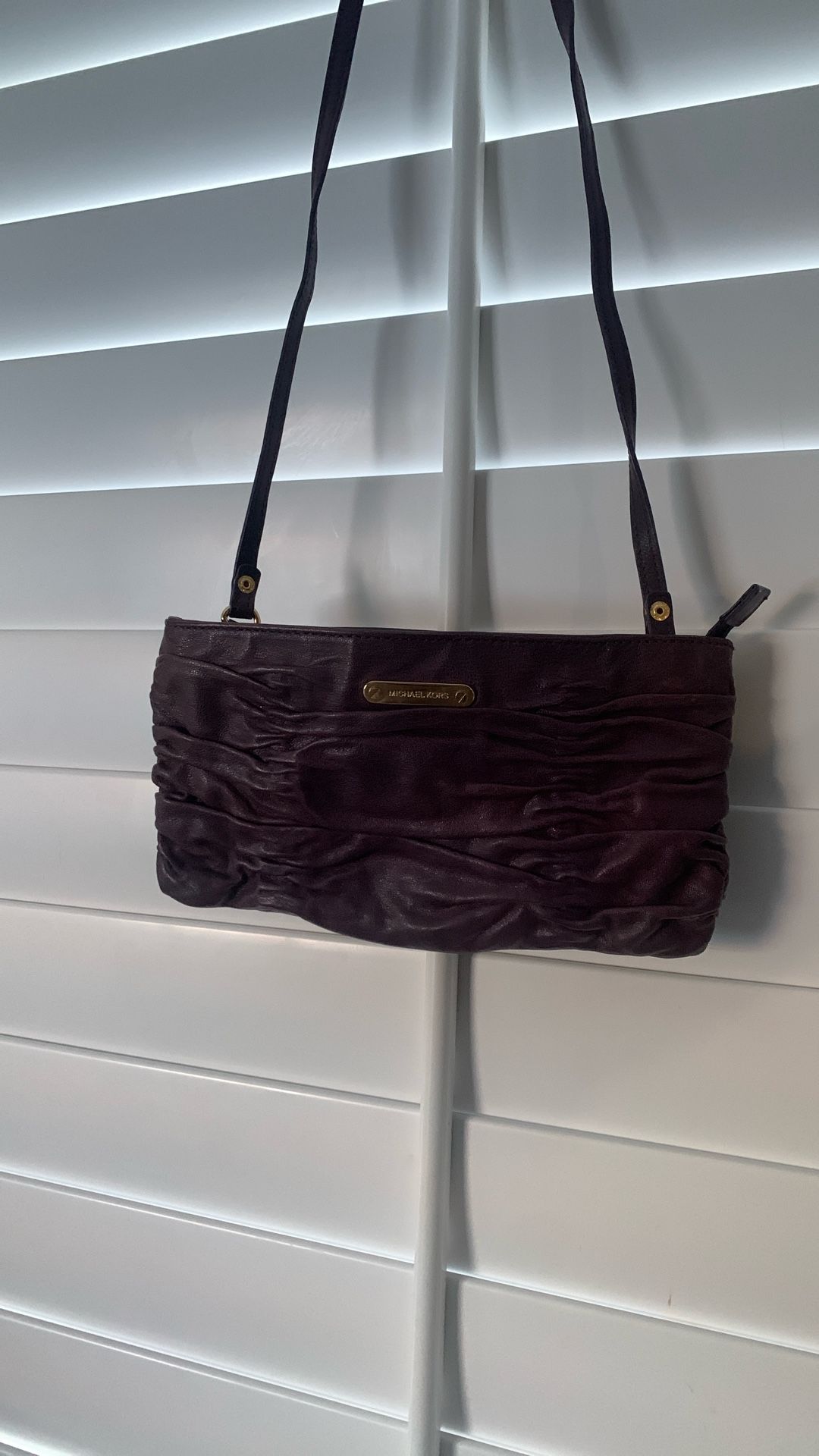 MICHAEL KORS Small Purse $35.00 Firm