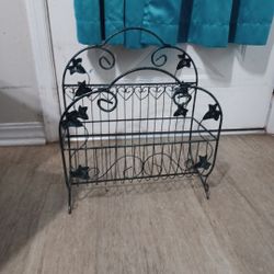 Brass Magazine Rack, Midcentury Magazine Rack, Metal Magazine Holders, CD Racks and Stands, 7 "W x 18 "H x 17 "D, Magazine Display for Livingroom Bedr