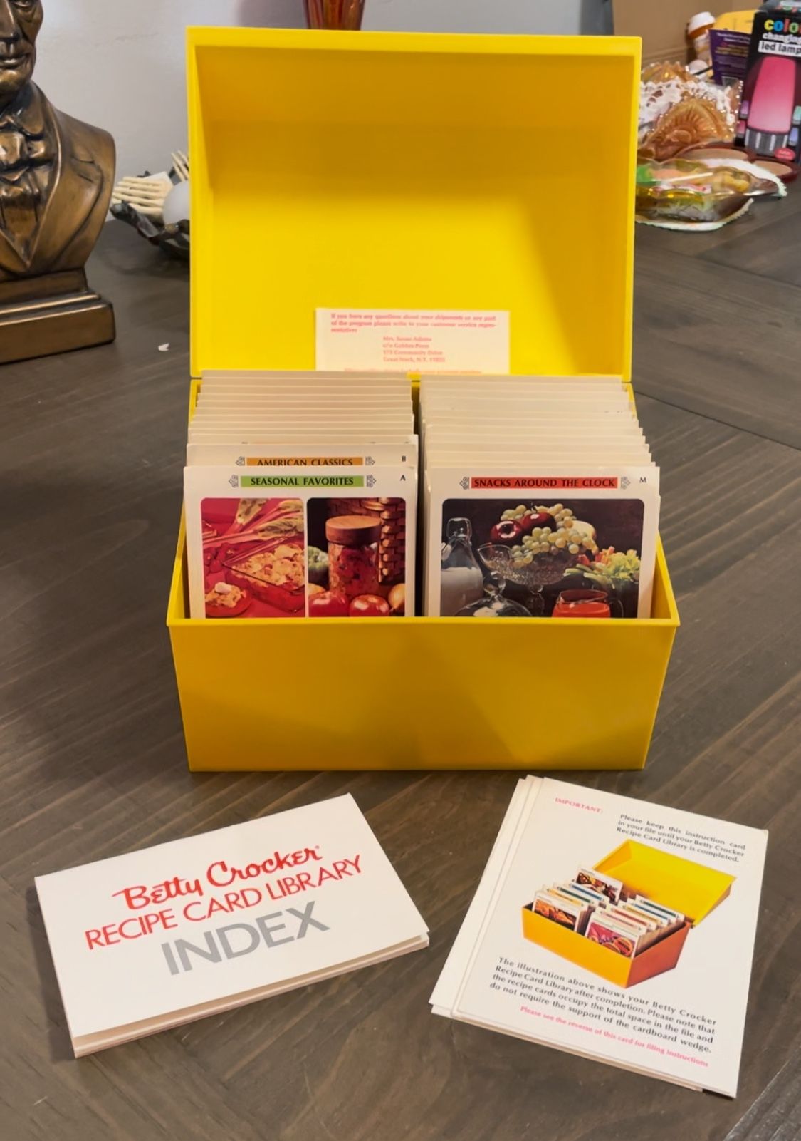 Vintage: 1971 Betty Crocker Recipe Card Library