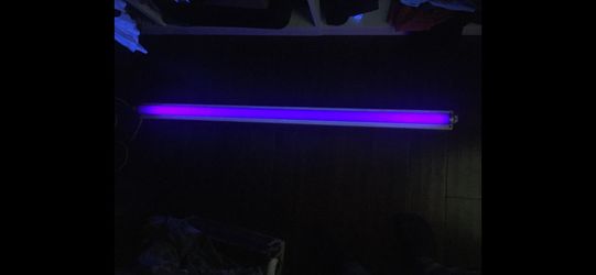 Old School BLACK LIGHT Bar Electric AC for Poster Etc