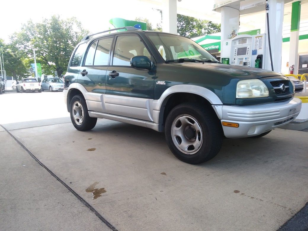 2000 Suzuki Grand Vitara