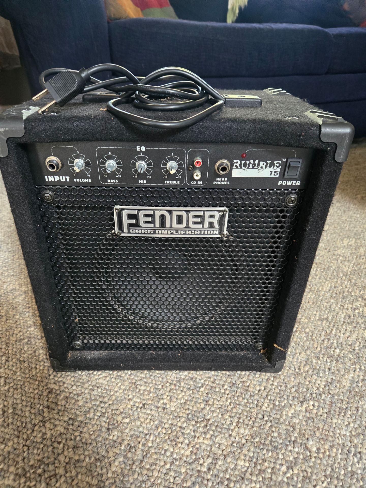 Fender rumble 15 bass amplifier