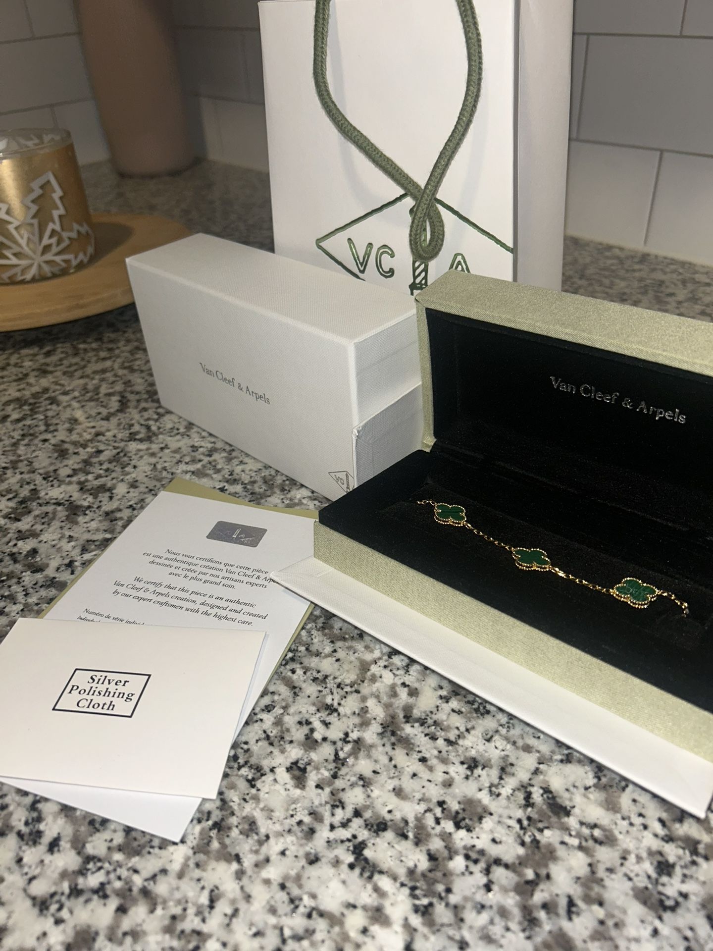 Van Cleef Yellow Gold Malachite 5 Motifs Vintage Alhambra Bracelet