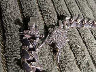 Stirling Silver Cuban Link Bracelet /w Moissanite