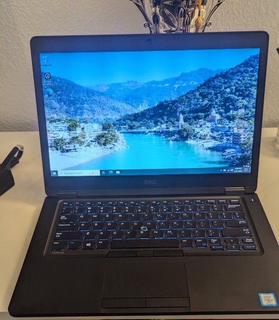 Like NEW DELL Laptop 16GB RAM SSD!!