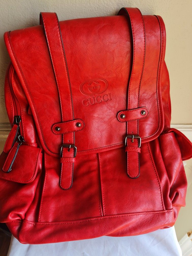 GG BACKPACK RED COLOR