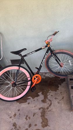 Caraci fixxie bike