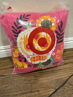 Día De Muertos Pillow