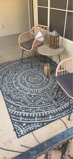 Gray and white Mandala Outdoor Area Rug