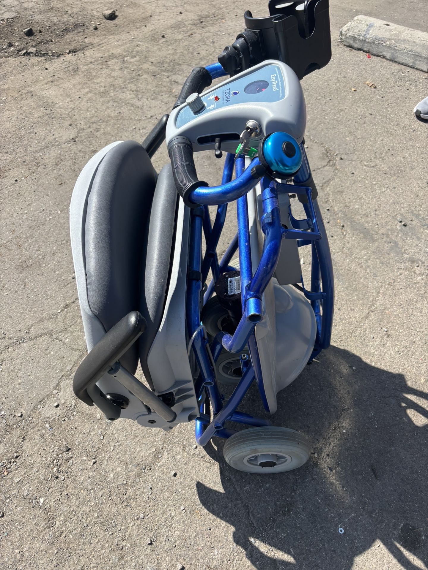 Tzora Feather Lightweight electric mobility Scooter