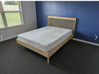 Ikea ekeburg  full size style light platform bed with slatted headboard