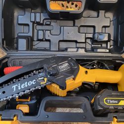 6 Inch Mini Cordless Chainsaw