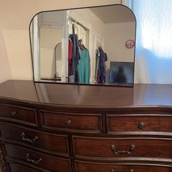 Bed room set 3 piece