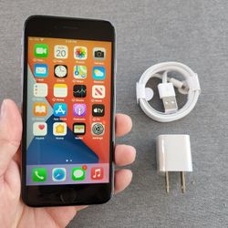 iPhone 6s - UNLOCKED - Like New  