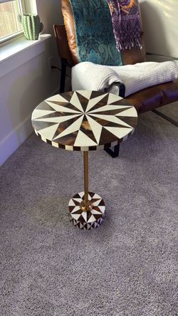Round Inlay Accent Side Table