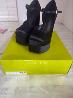 Gianni Bini roya platform heels size 6