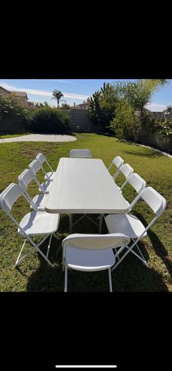 Tables chairs