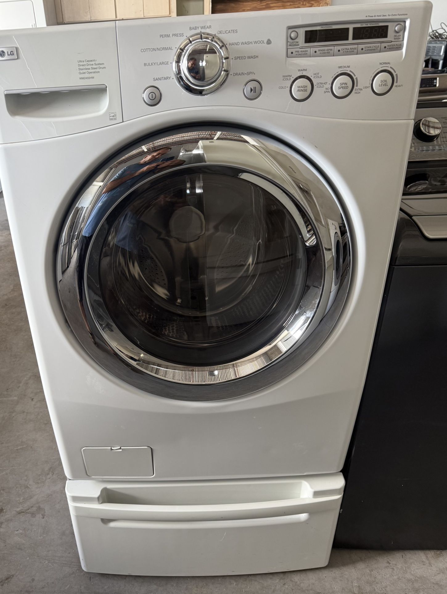 Front-Load Washing Machine