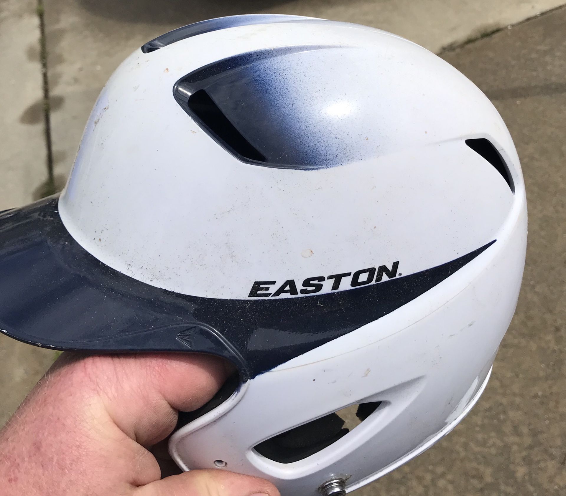 Youth Easton batting helmet 6 3/8-7 1/8 great condition.. free Nike batting gloves