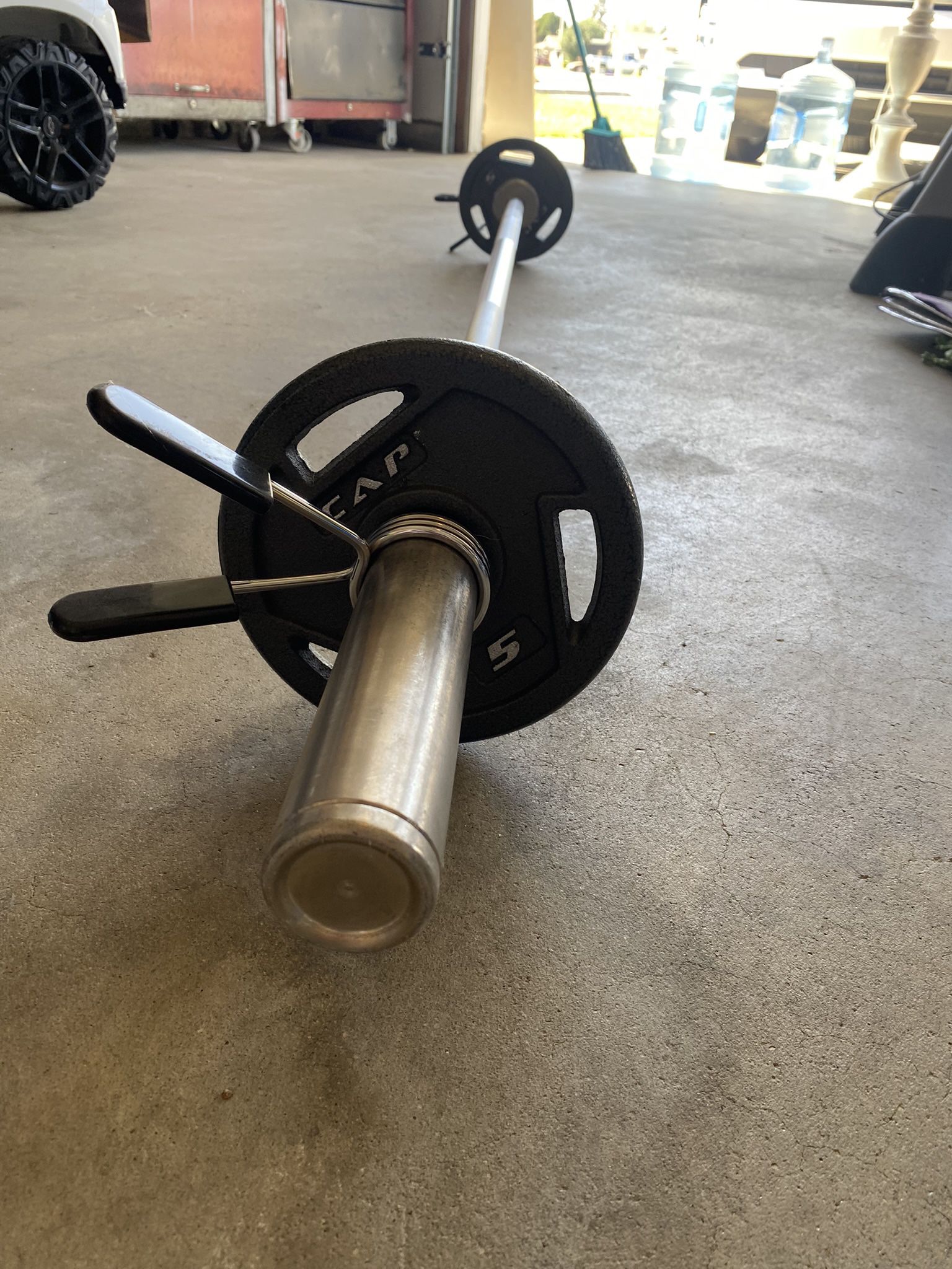 35lbs Barbell with two 5LBs Plate 