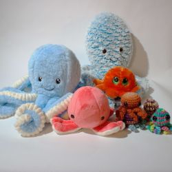 Octopus Plush Collection – 8 Various Octopus Plushies