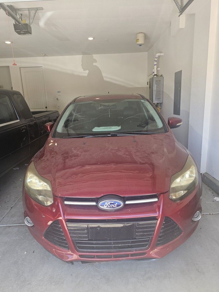 2013 Ford Focus (parts)