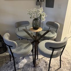 Modern Round Dinning Table Set 
