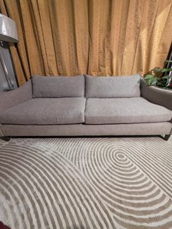 Bernhardt Joli Designer Fabric Sofa – Luxury High-End Couch- Offers