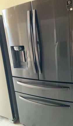 Samsung 4-Door Black Fridge

