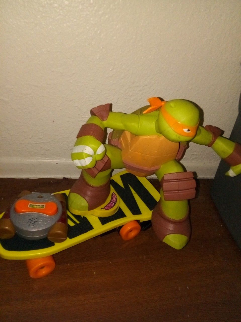 Ninja turtle remote skateboard