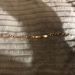 10k Gold Fígaro Link W Name Plate 