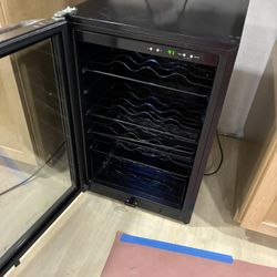 Frigidaire Wine Cooler