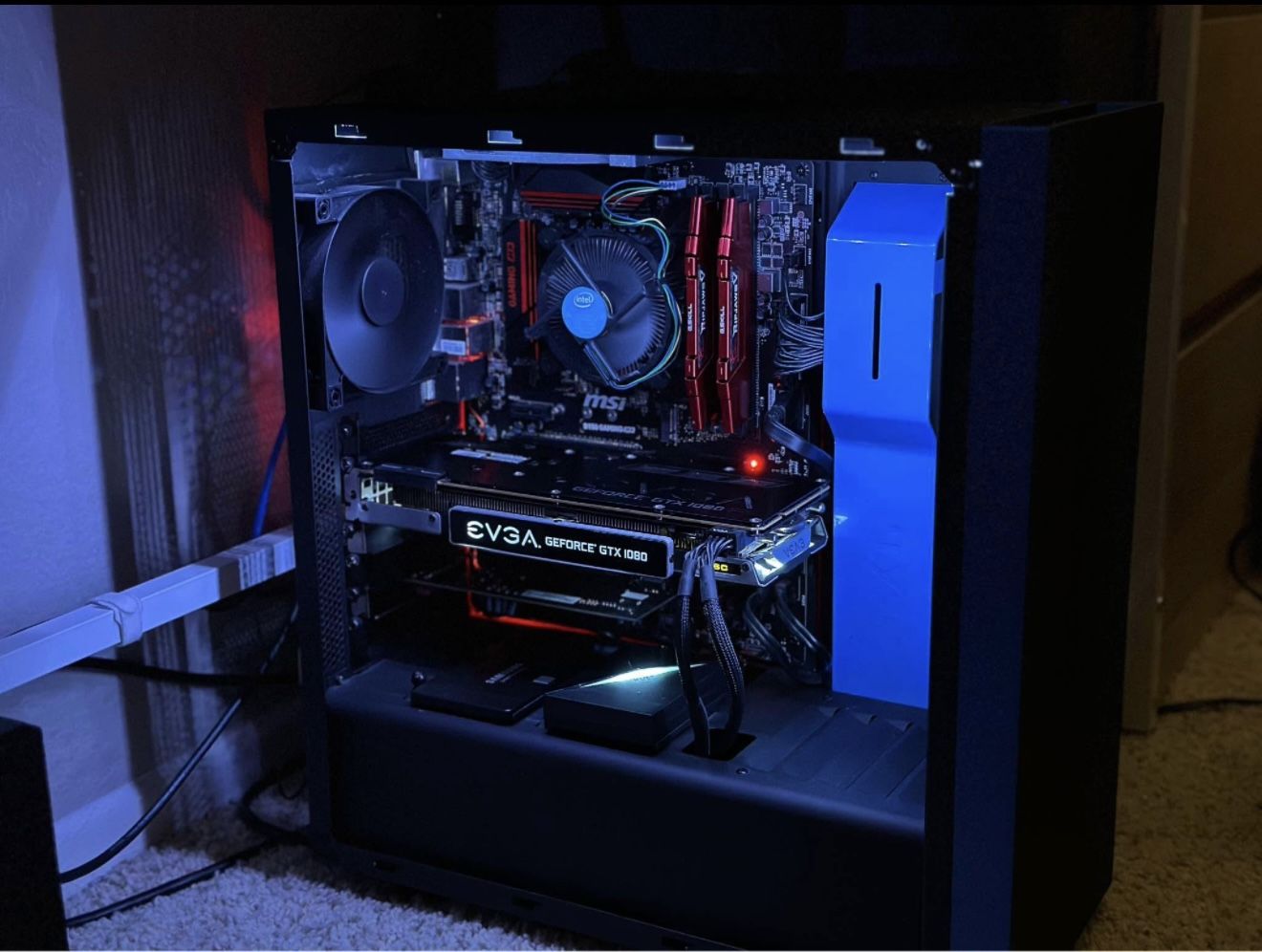 Gaming PC – GTX 1080, i5-6600, 16GB RAM, SSD + HDD