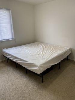 King size mattress with protector and adjustable frame14”