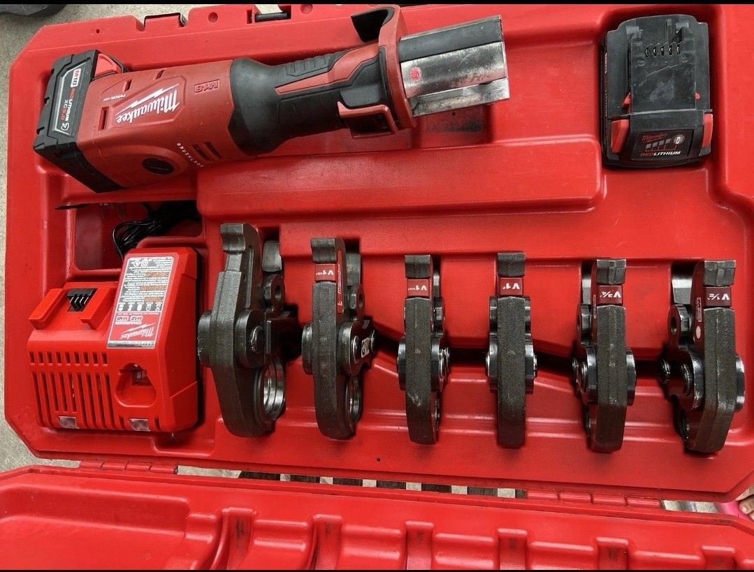Milwaukee 2773-22 M18 FORCE LOGIC Press Too