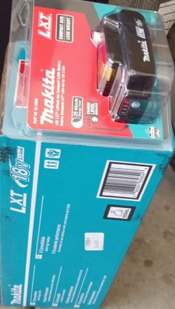 Makita portable Vacuums