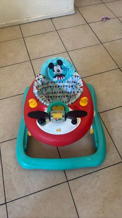 Disney Mickey Mouse Walker