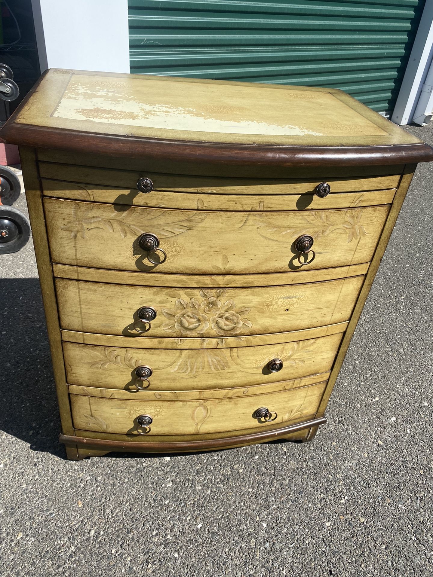 4 Drawer Cabinet / Dresser 