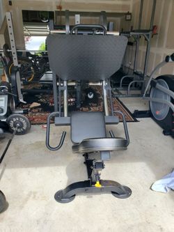 Hammer strenth, leg press