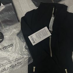 lululemon jacket 