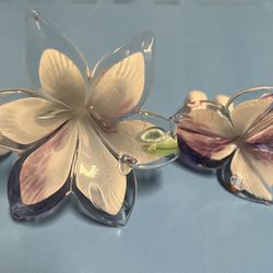 2 Italian Murano Glass Flower with Twisted Stem