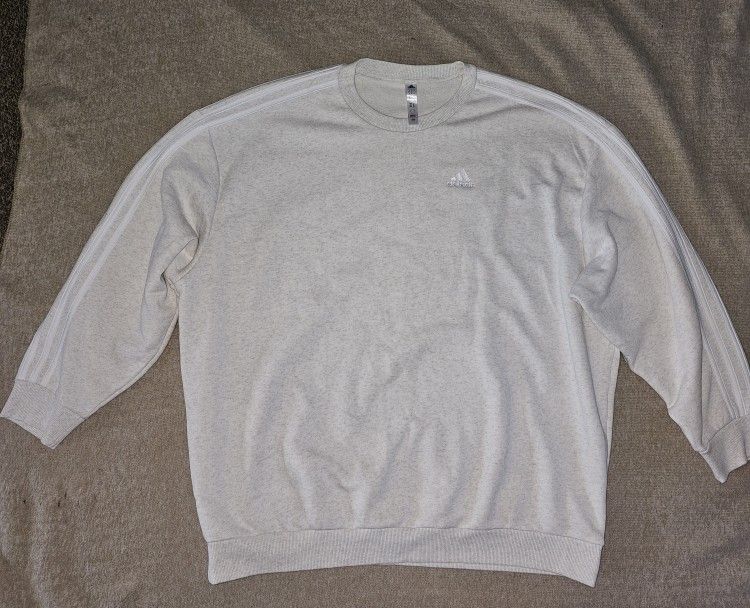 adidas Women's Essentials 3-Stripes Oversized Fleece Sweatshirt L-XL