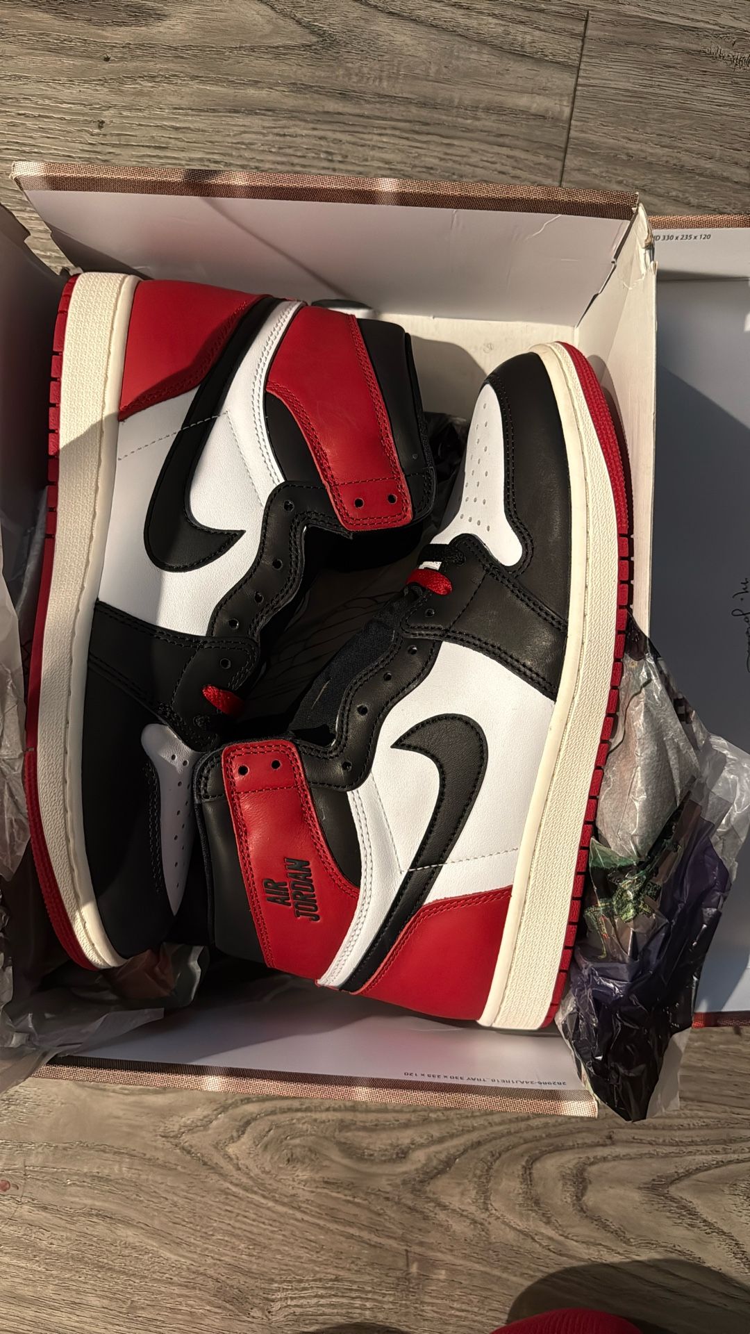 Jordan 1 Black Toe *Brand New