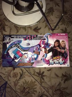 Brand new huge nerf rebelle bow set