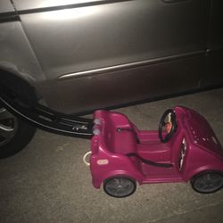 Nice little tykes kids riding car with adult steering handle only 25 hours