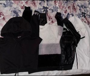 Sweaters/Jacket (Size: XS/S) 👉$20 All👈