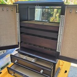 Jewelry Chest Wood