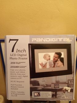 7 Inch Digital Photo Frame / Holds 298 Pics Holes