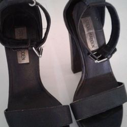 Zapatillas. Steven Maden size 7.5